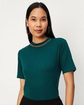 ribbed top with short sleeves