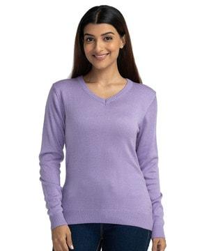 ribbed v-neck pullover