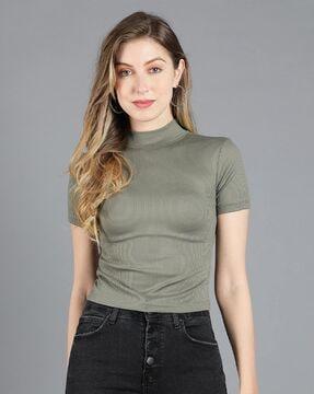 ridded high-neck top