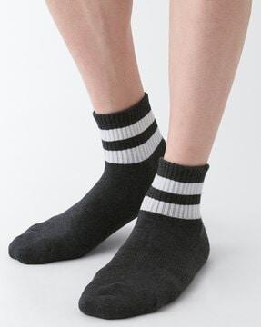 right angle pile short socks
