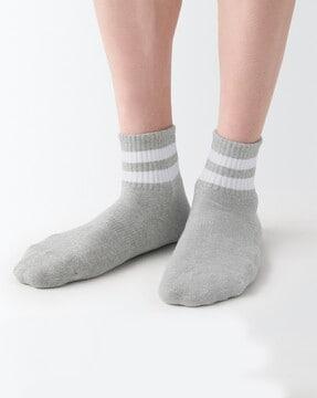 right angle pile short socks