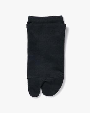 right angle tabi-style sneaker socks