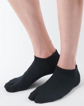 right angle tabi-style sneaker socks