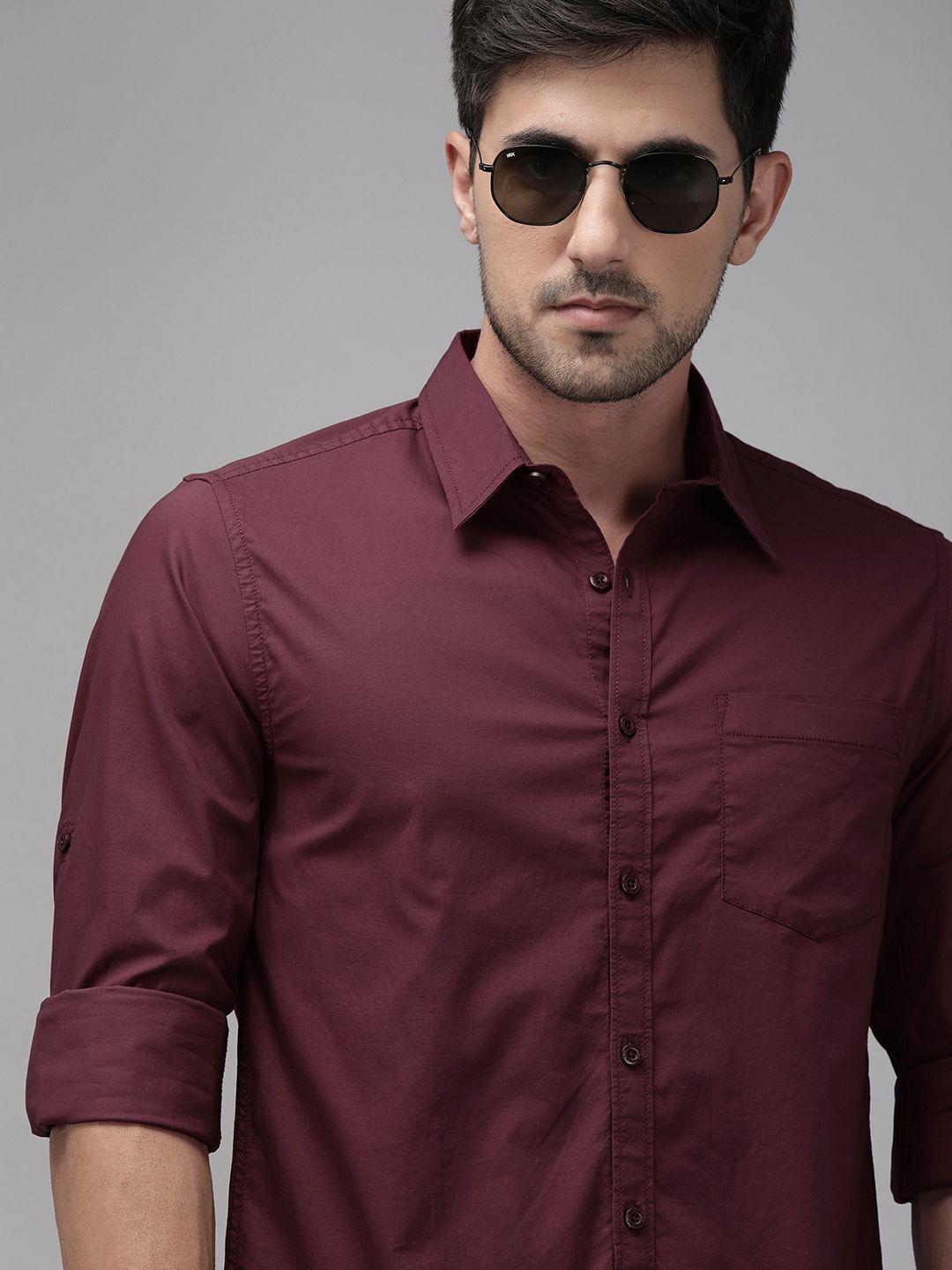 roadster men burgundy stretchable sustainable casual shirt