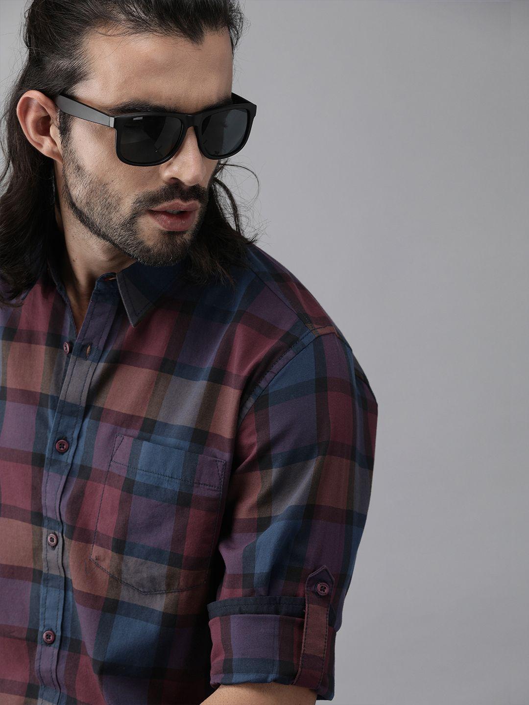 roadster men maroon & blue checked pure cotton sustainable casual shirt