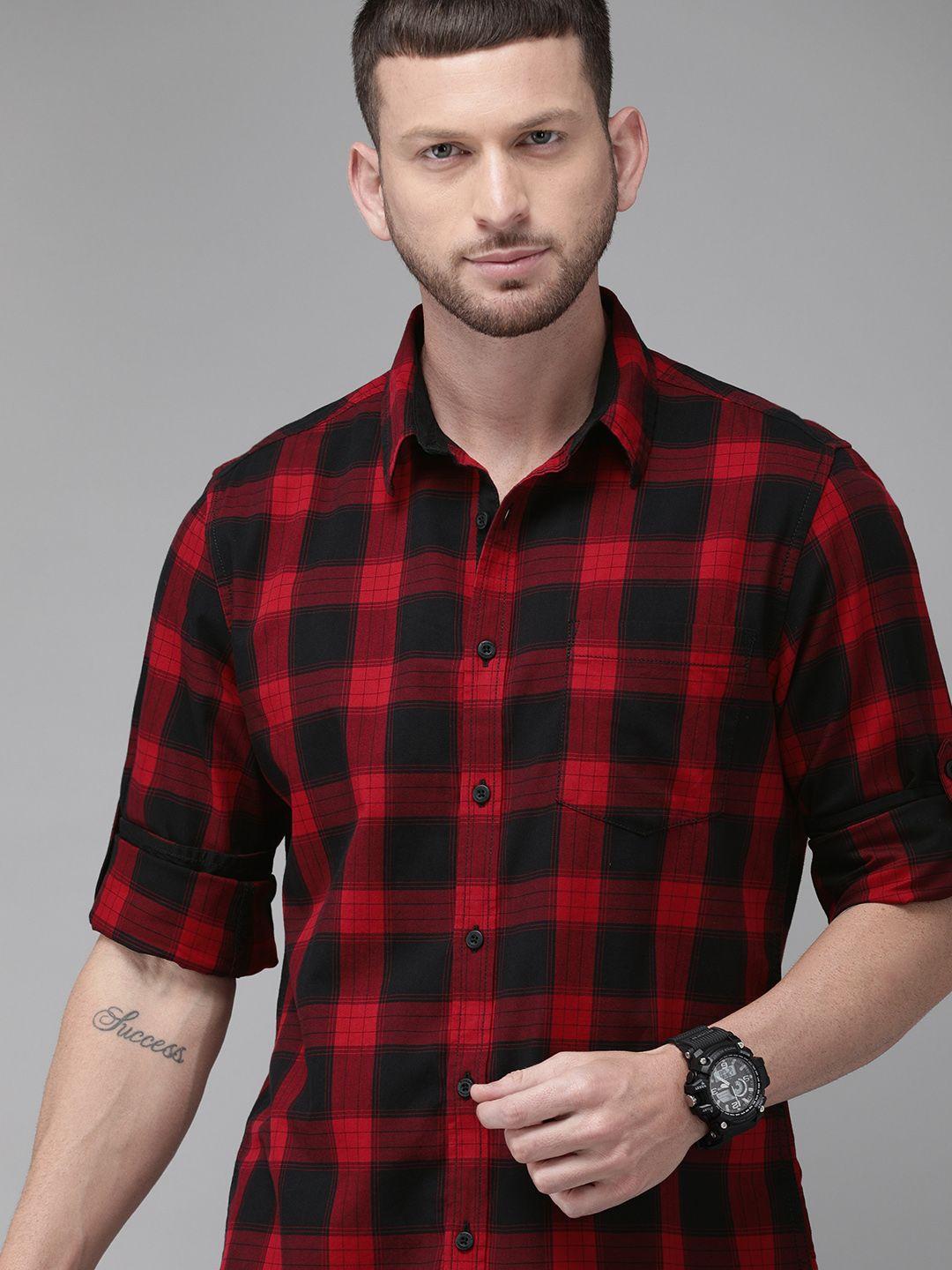 roadster men red & black regular fit checked sustainable casual shirt