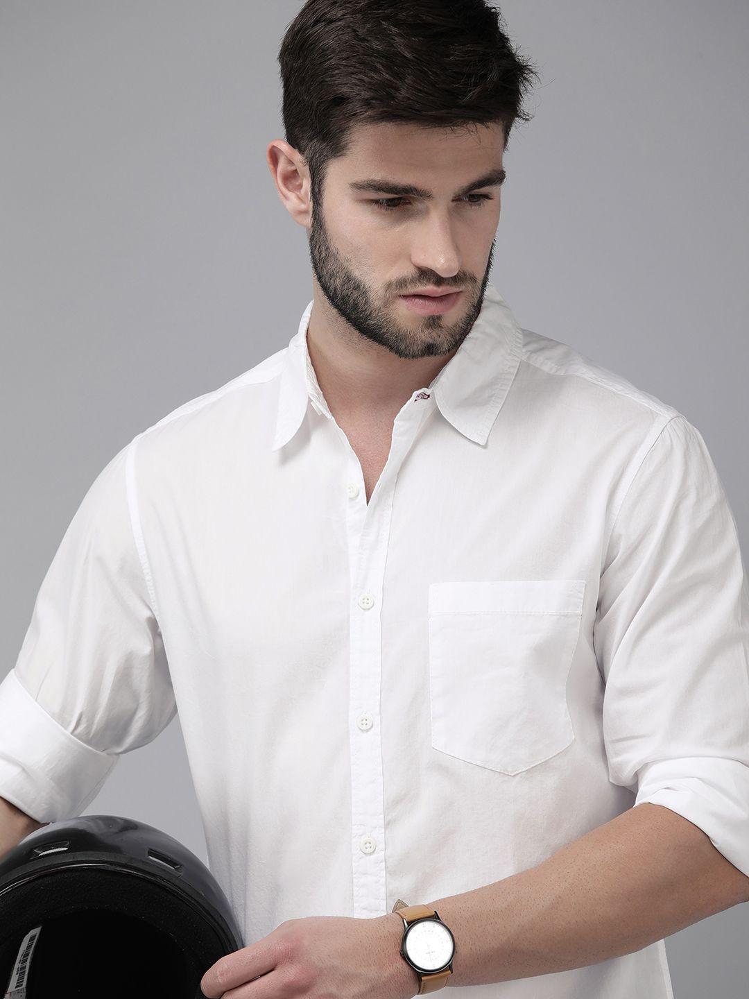 roadster men white classic regular fit cotton casual shirt