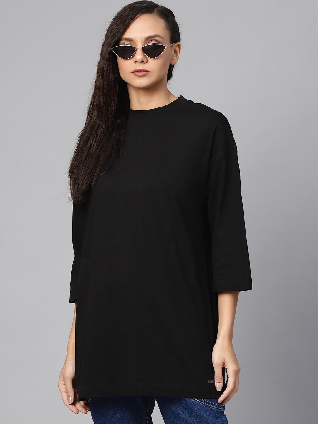 roadster women black solid round neck longline t-shirt