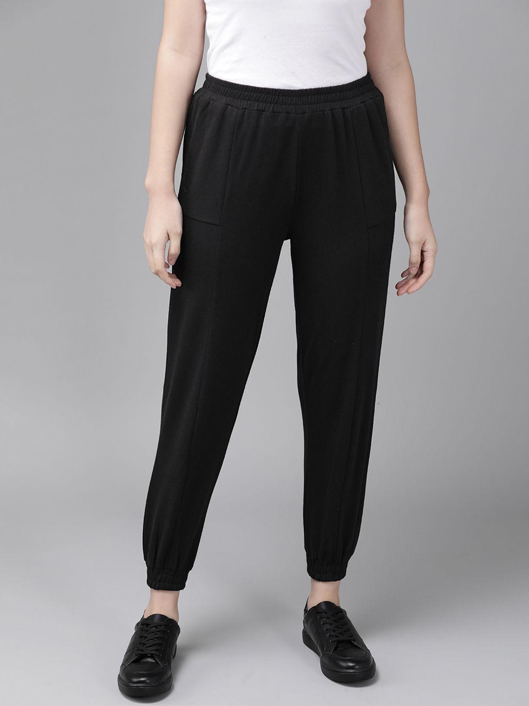 roadster women black solid straight fit cropped joggers