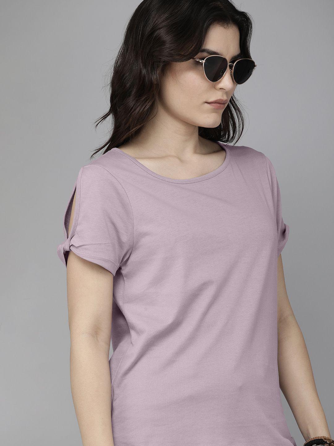 roadster women lavender solid round neck pure cotton t-shirt with slit sleeves