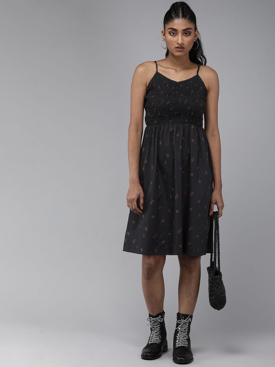 roadster black & maroon conversational print shoulder straps pure cotton fit & flare dress