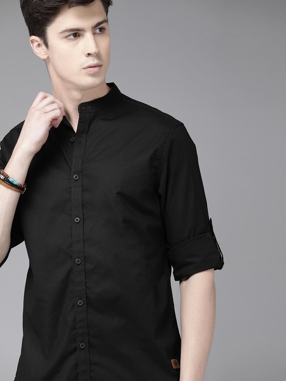 roadster men black regular fit solid casual shirt