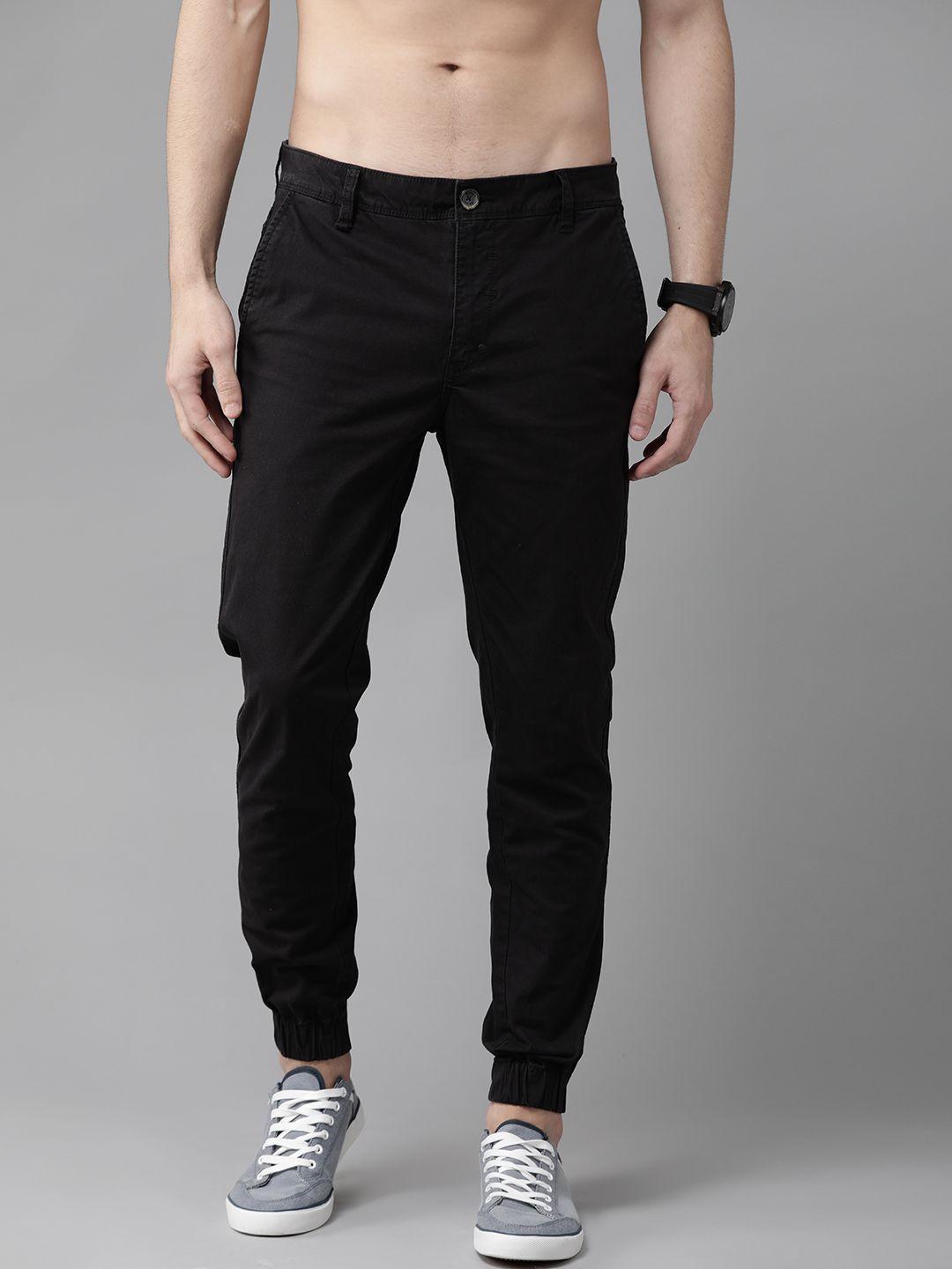 roadster men black regular slim fit solid joggers