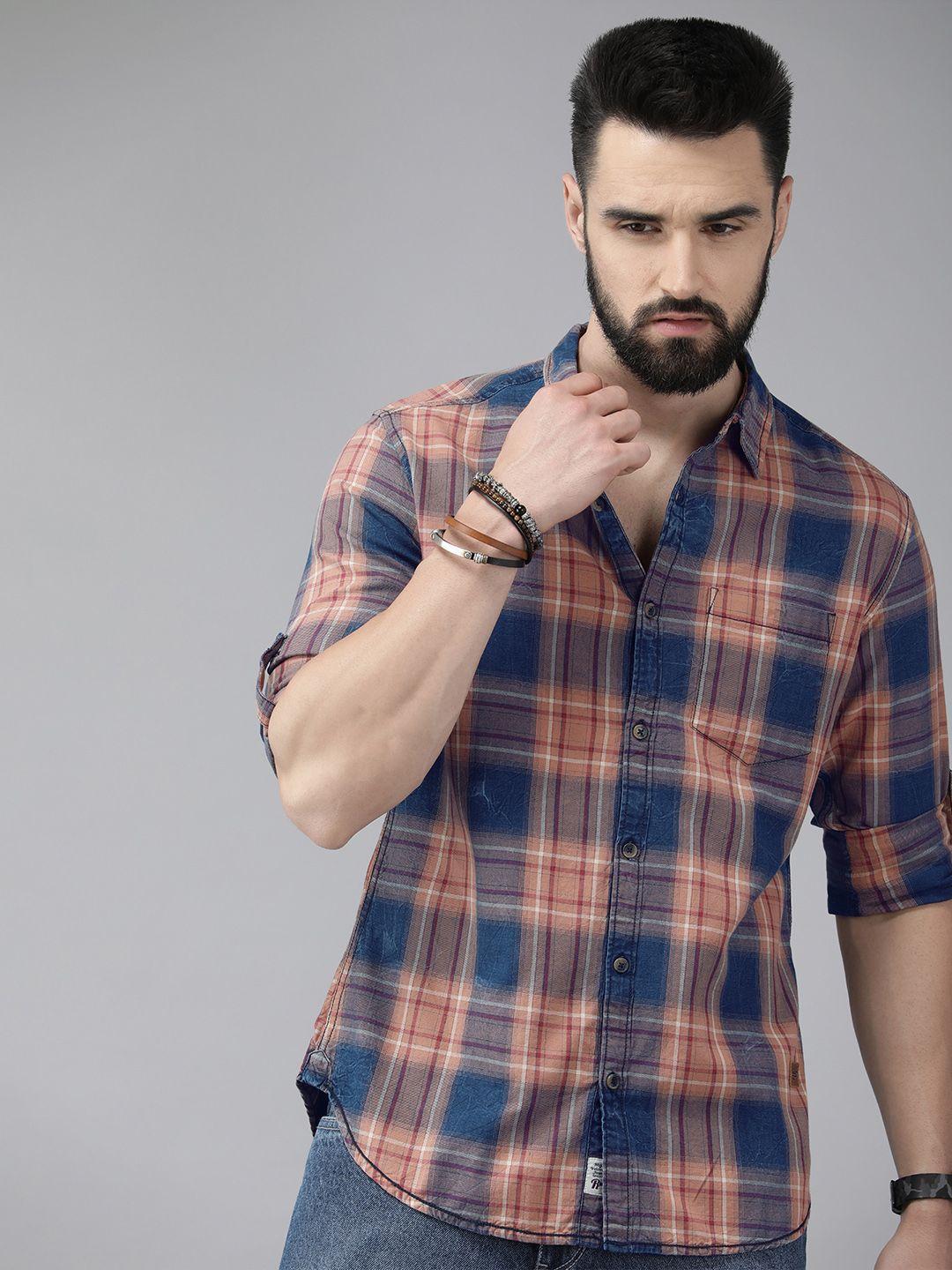 roadster men blue pure cotton checked casual shirt