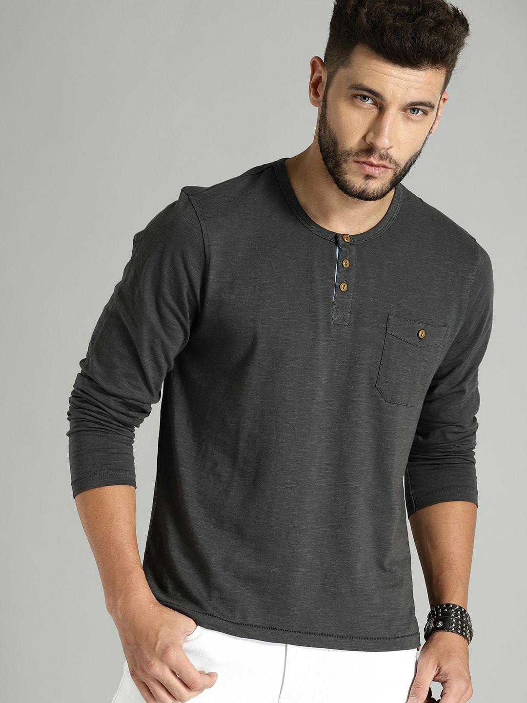 roadster men charcoal grey solid henley t-shirt