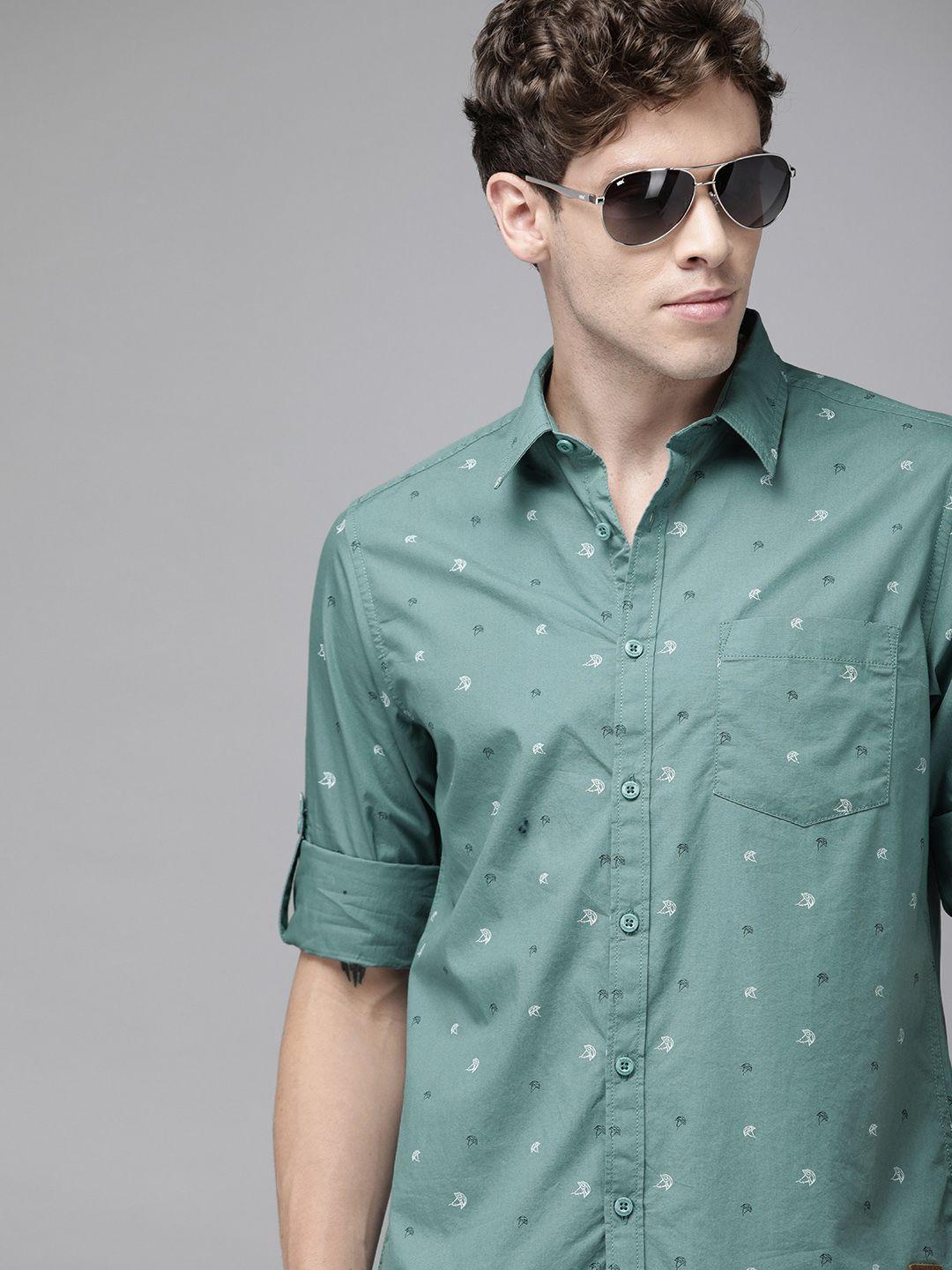 roadster men green regular fit printed casual sustainable shirt