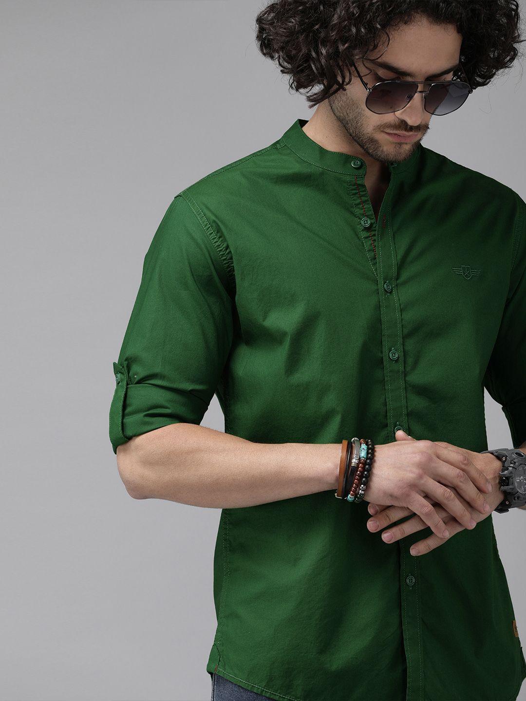 roadster men green slim fit solid casual shirt