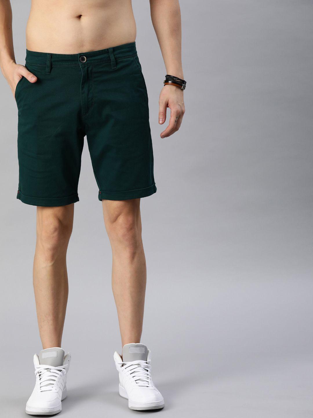 roadster men green solid regular fit chino shorts