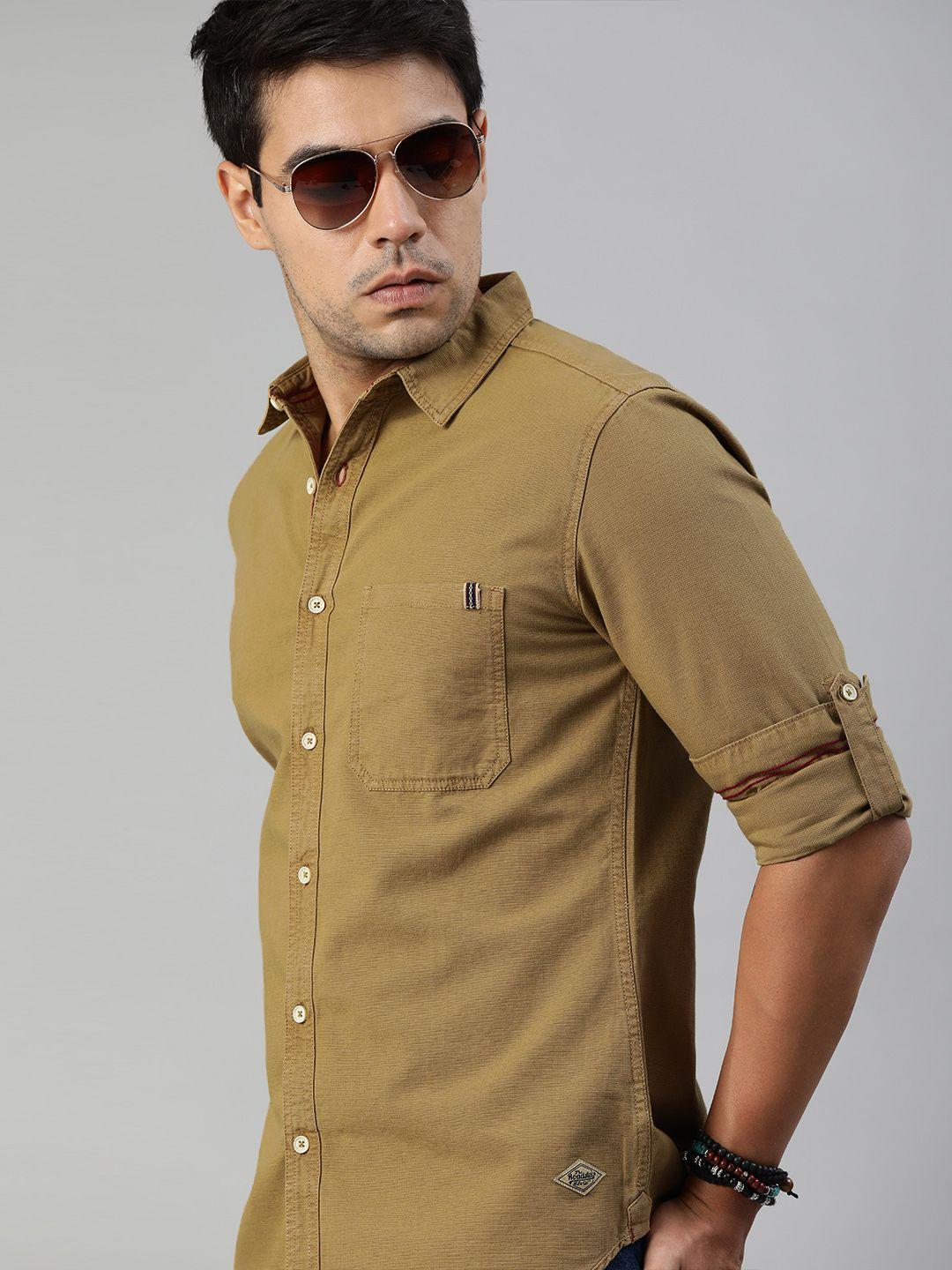 roadster men khaki regular fit solid casual shirt