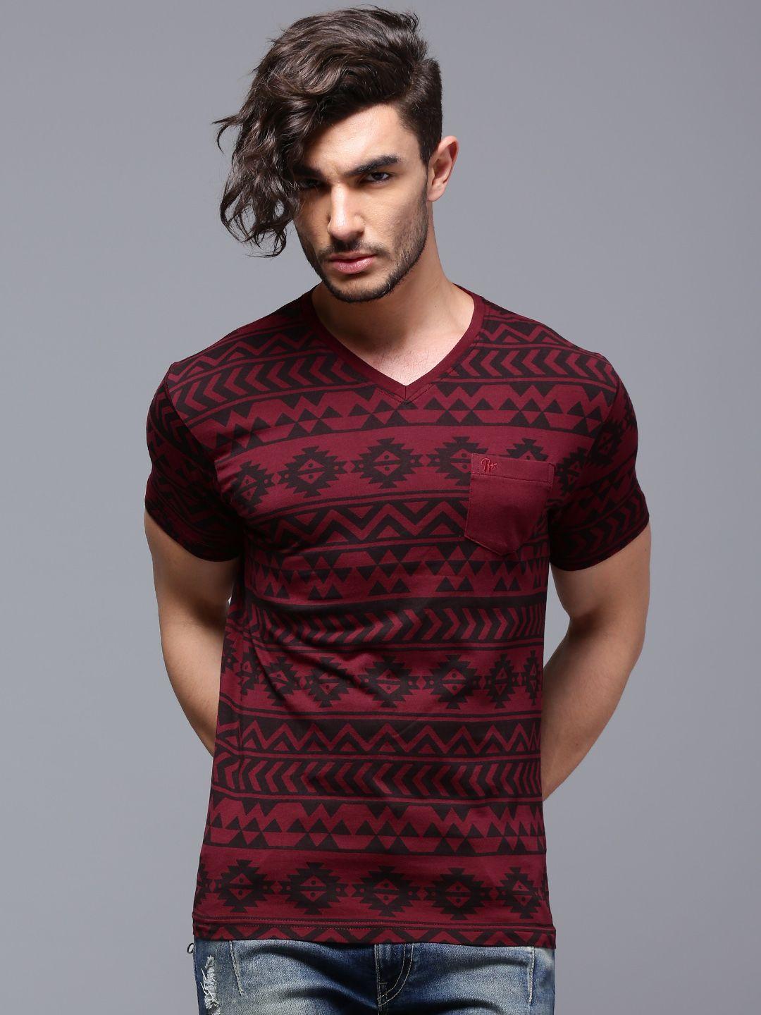 roadster men maroon printed t-shirt with patch pocket