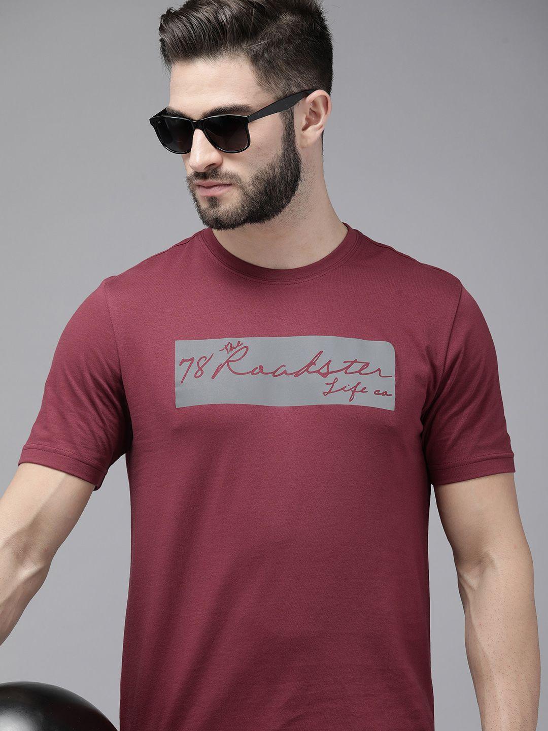 roadster men maroon typography printed pure cotton t-shirt