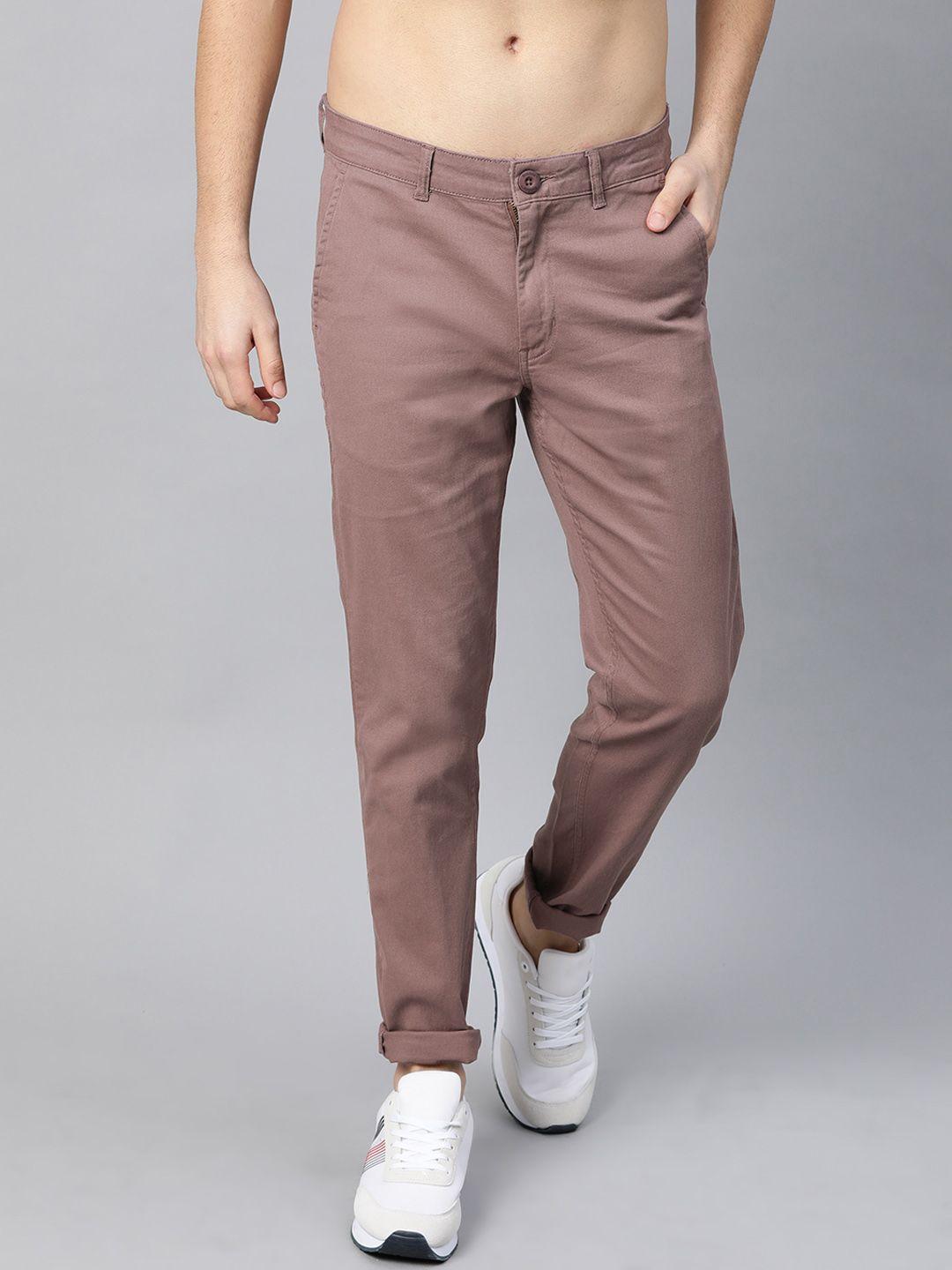 roadster men mauve solid regular fit chinos