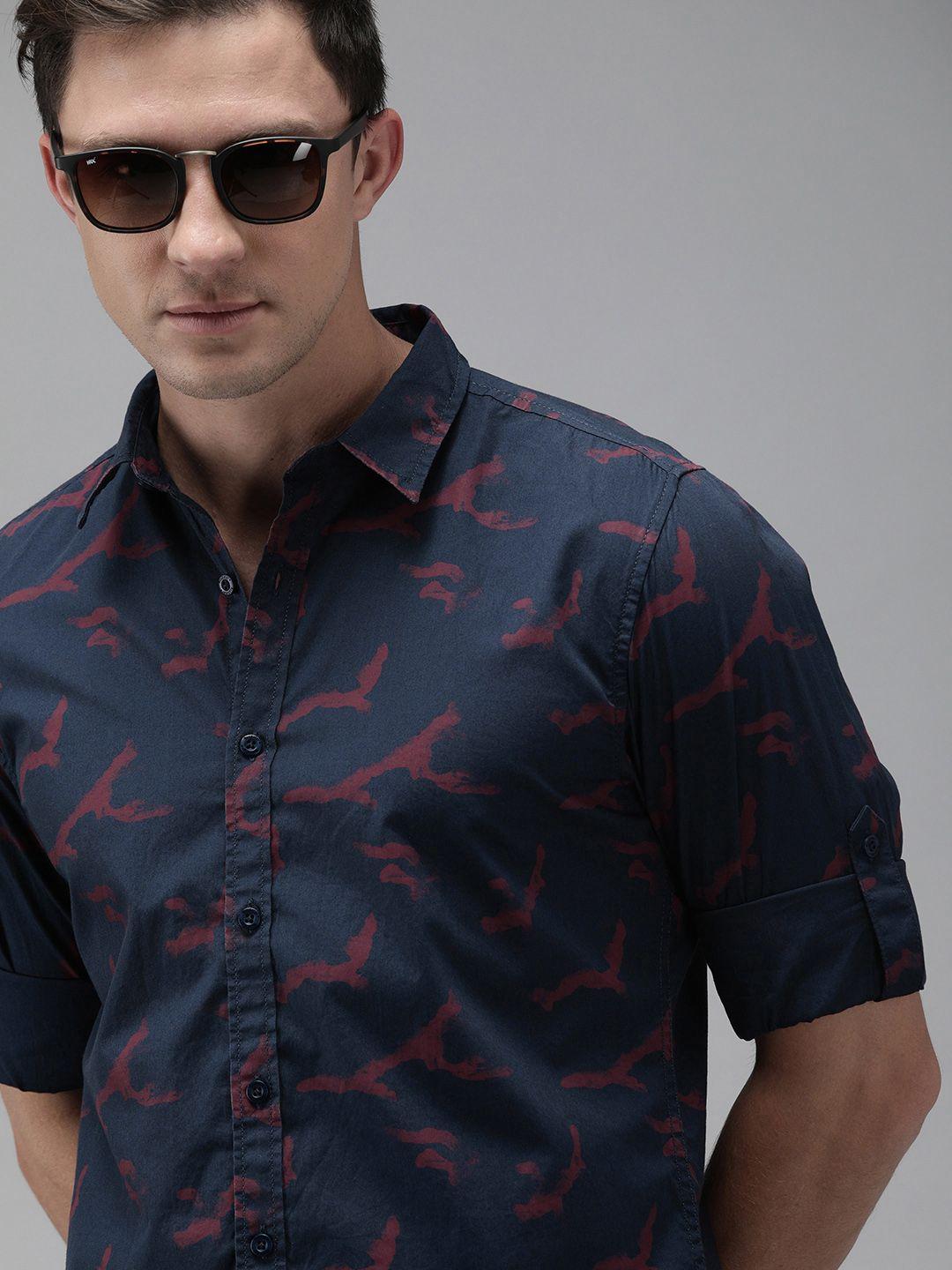roadster men navy blue & red regular fit printed sustainable casual shirt
