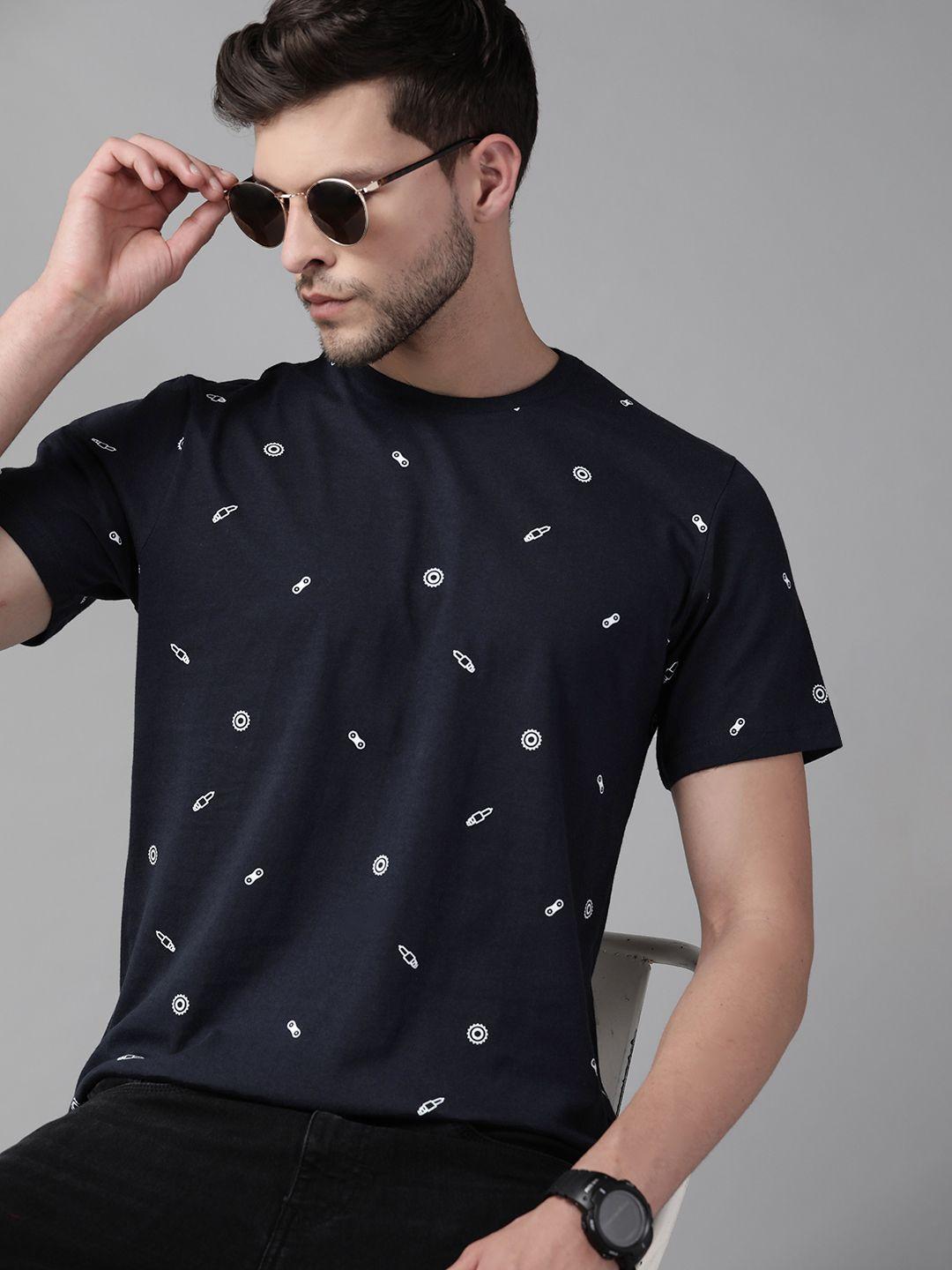 roadster men navy blue & white printed pure cotton t-shirt