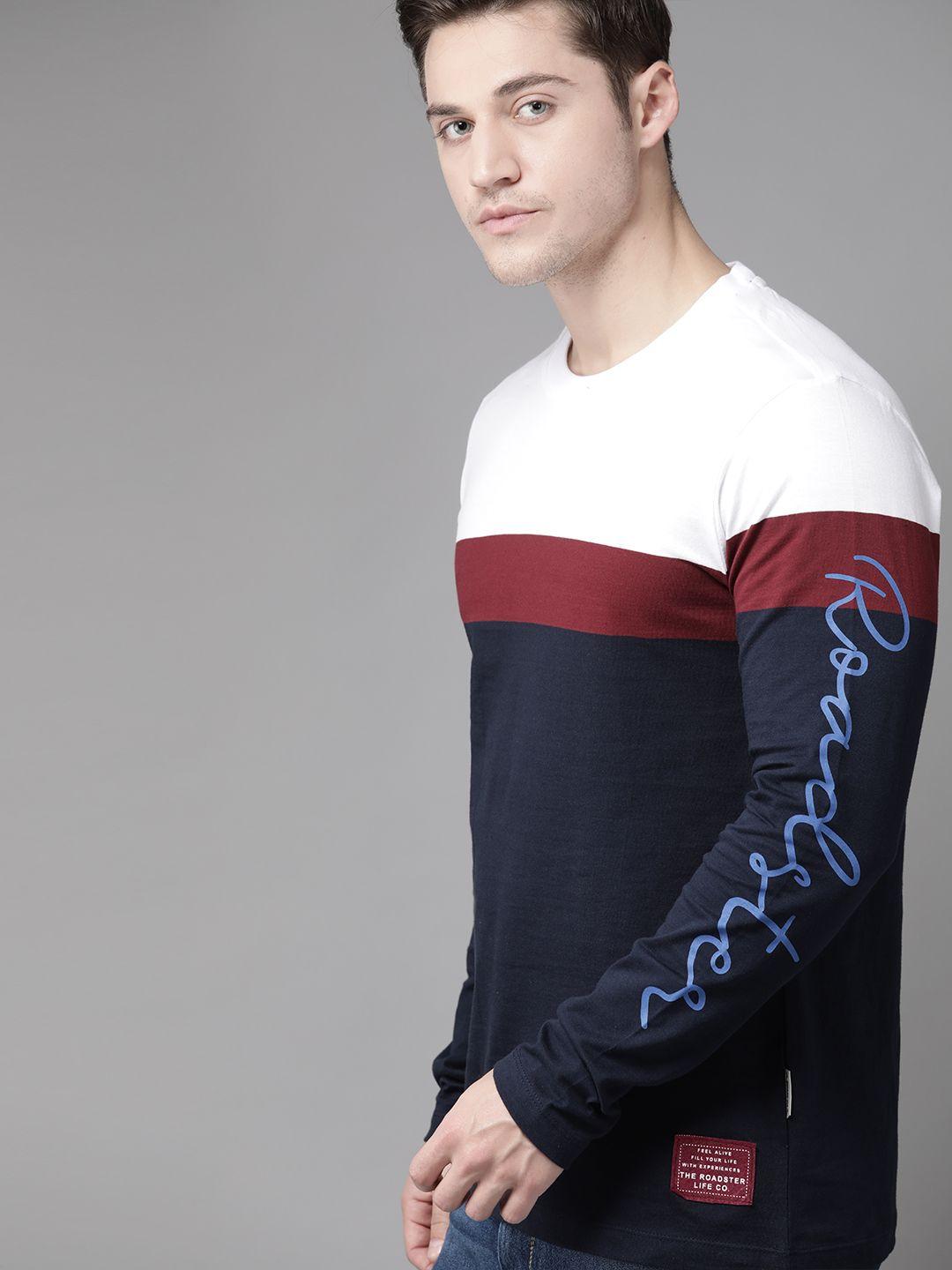 roadster men navy blue & white pure cotton colourblocked round neck t-shirt