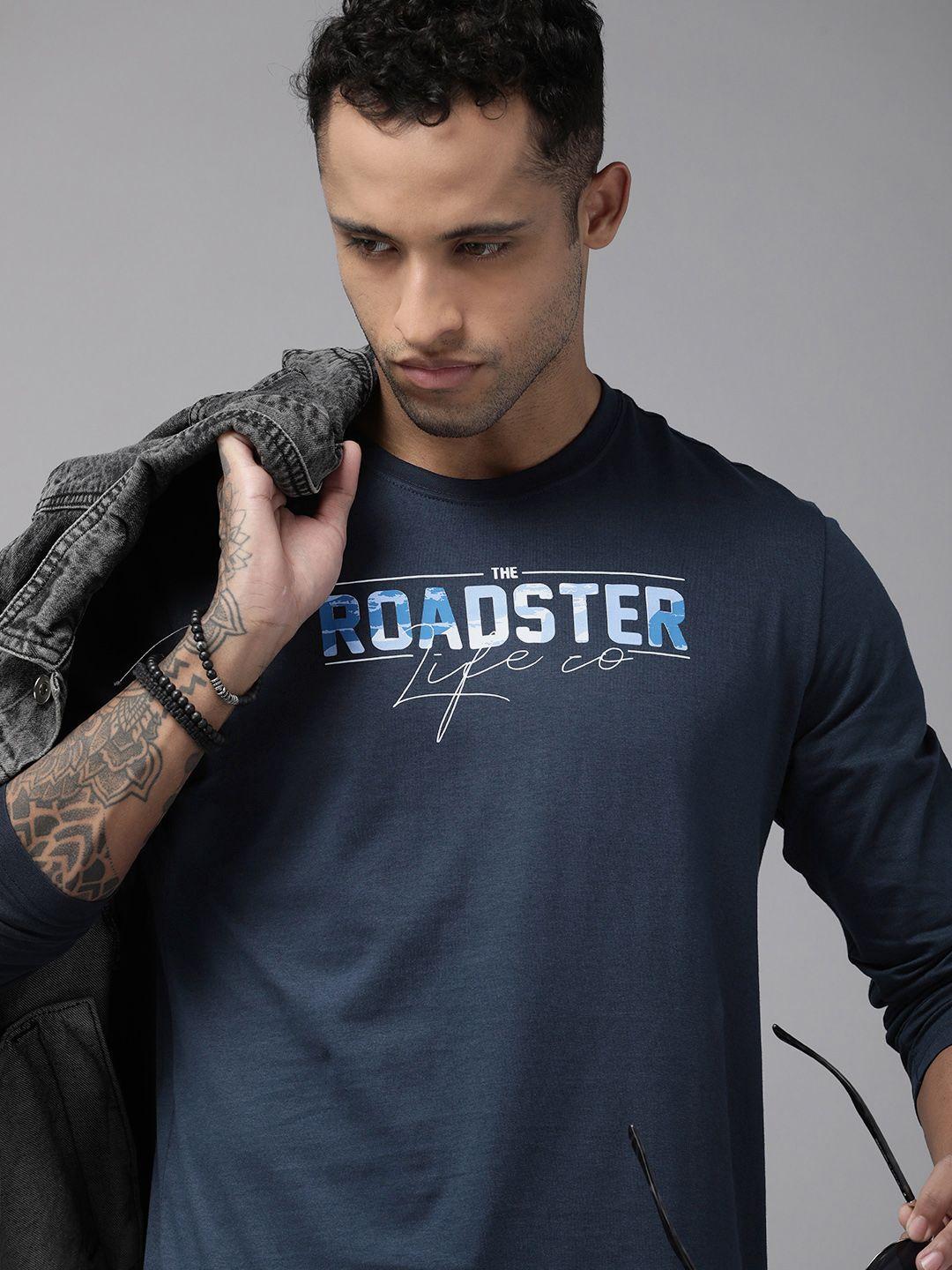 roadster men navy blue brand logo printed pure cotton t-shirt