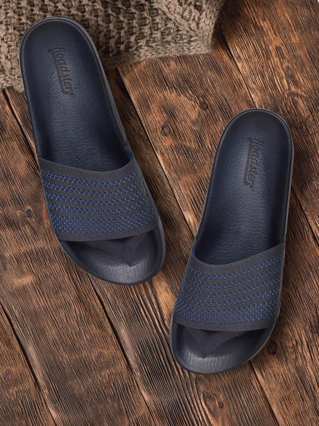 roadster men navy blue self design sliders