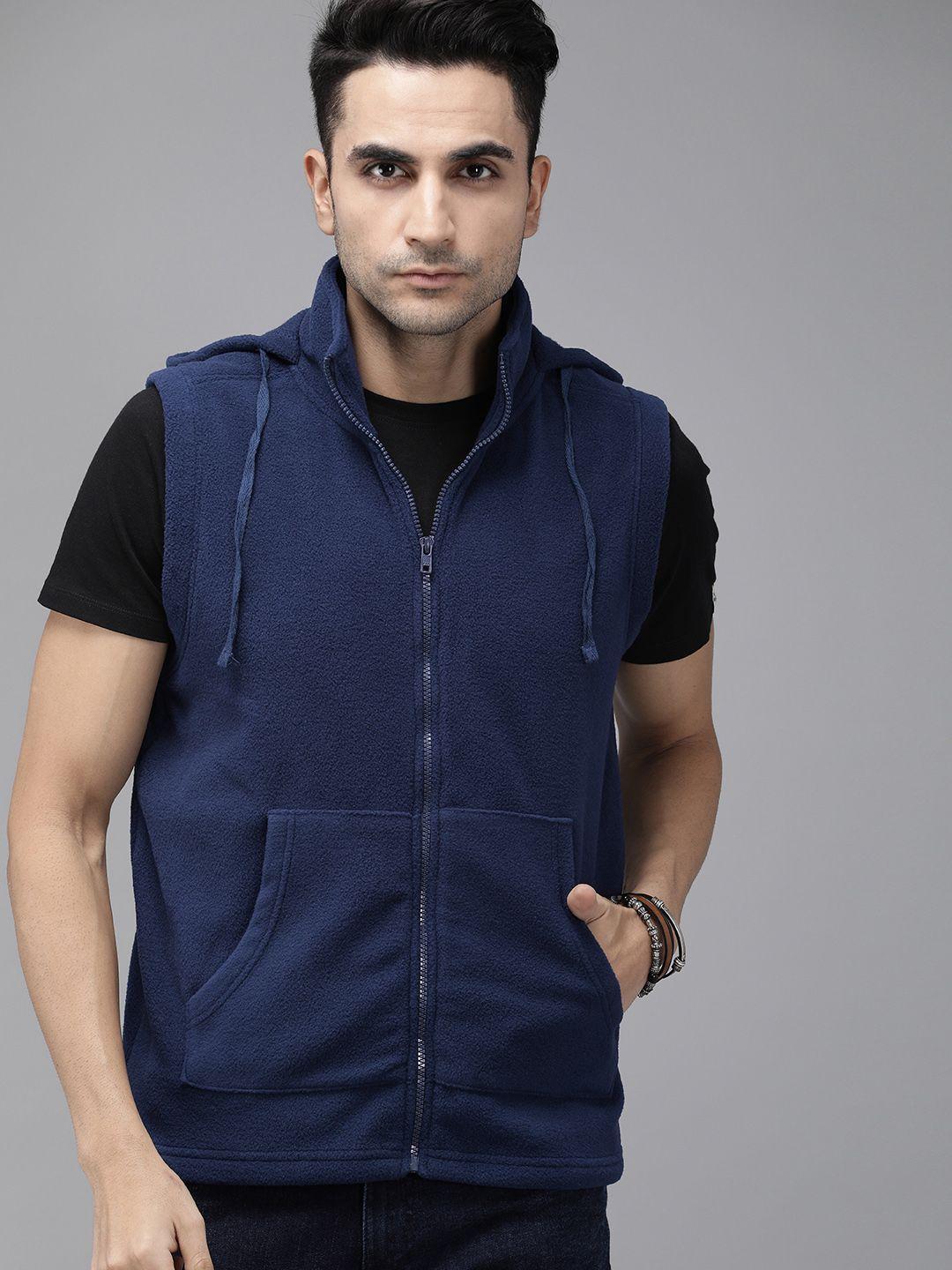 roadster men navy blue solid polar fleece hooded sweatshirt