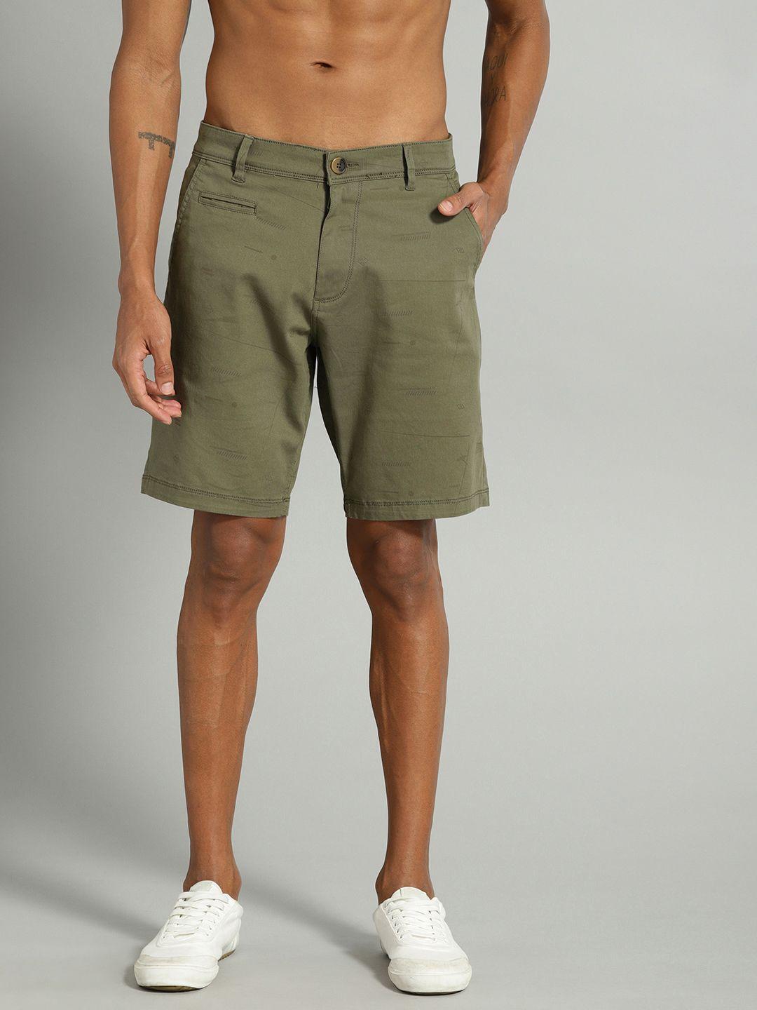 roadster men olive green printed chino shorts