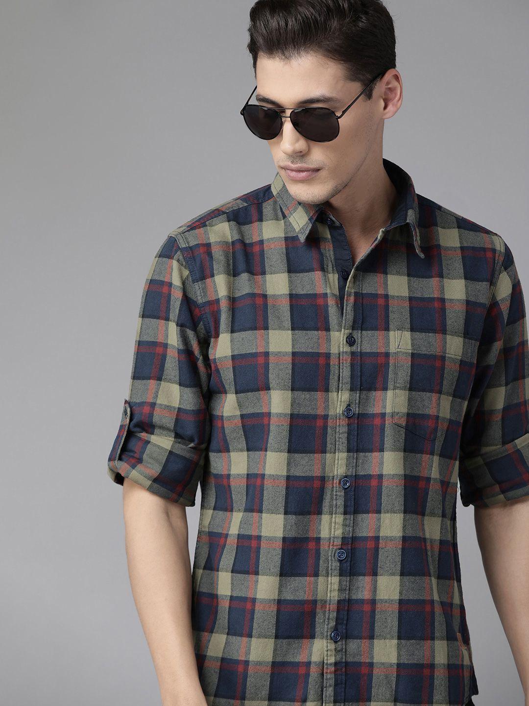 roadster men olive green pure cotton checked casual shirt