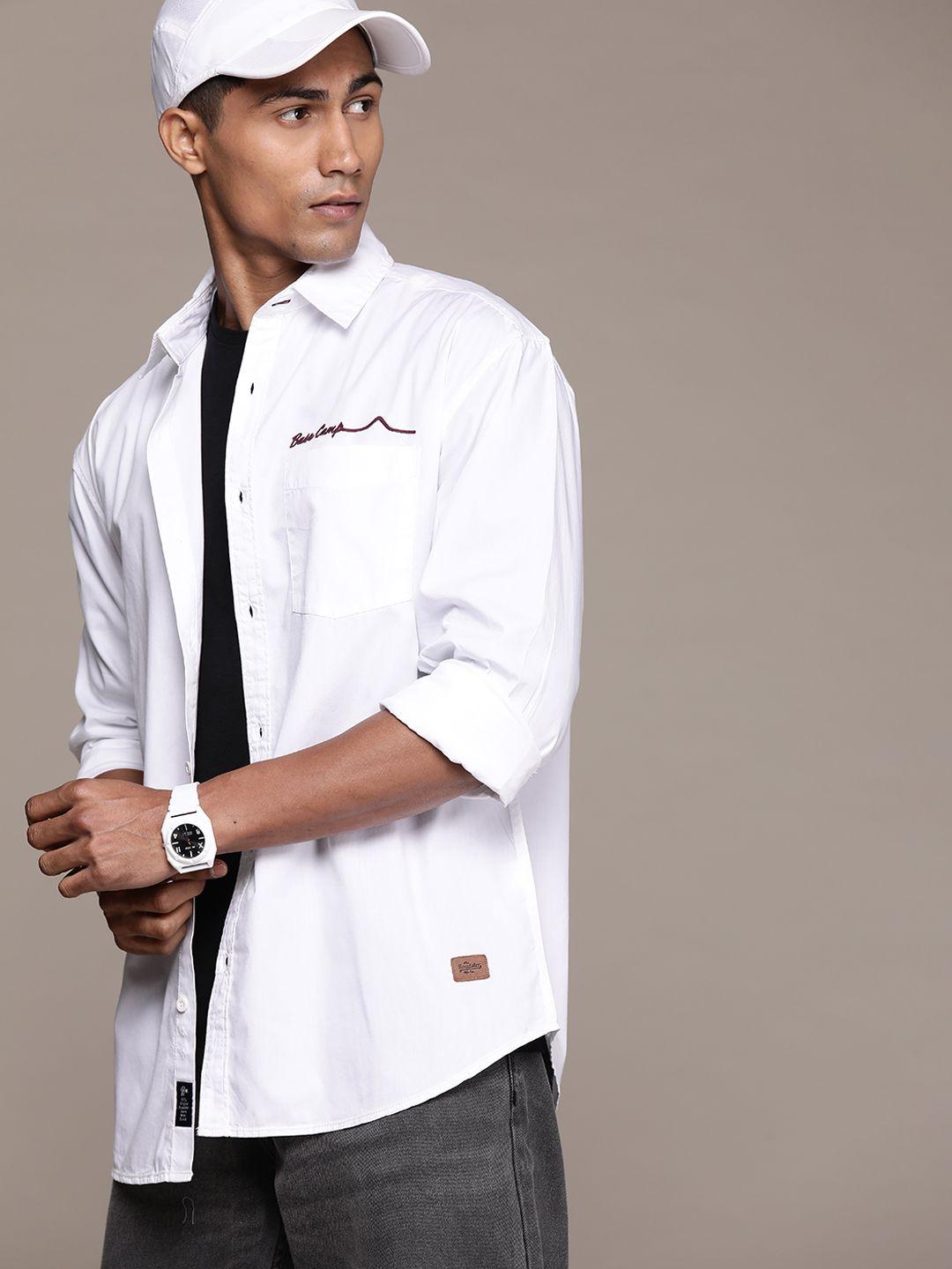 roadster men relaxed solid casual shirt