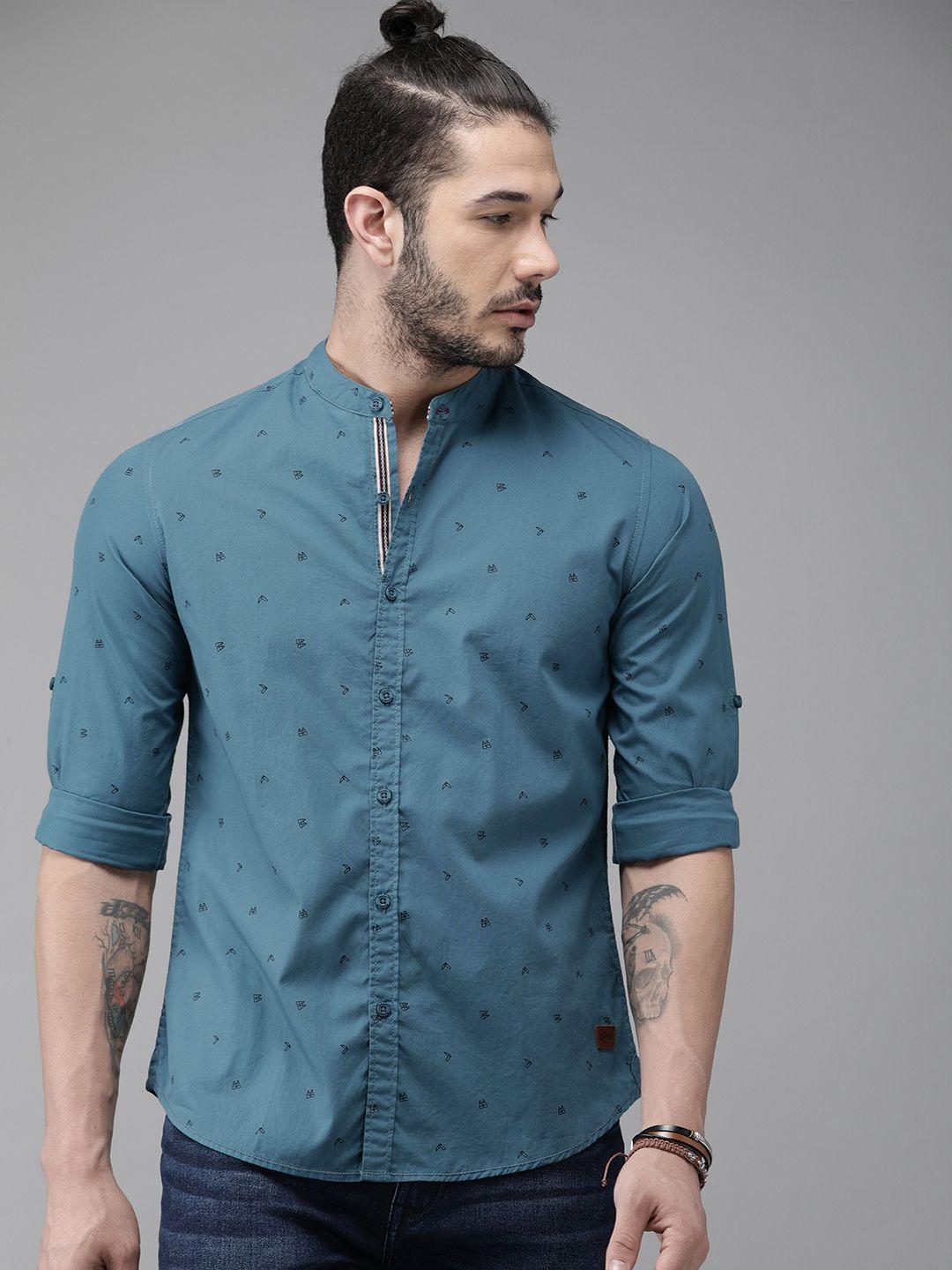 roadster men teal blue regular fit printed casual shirt