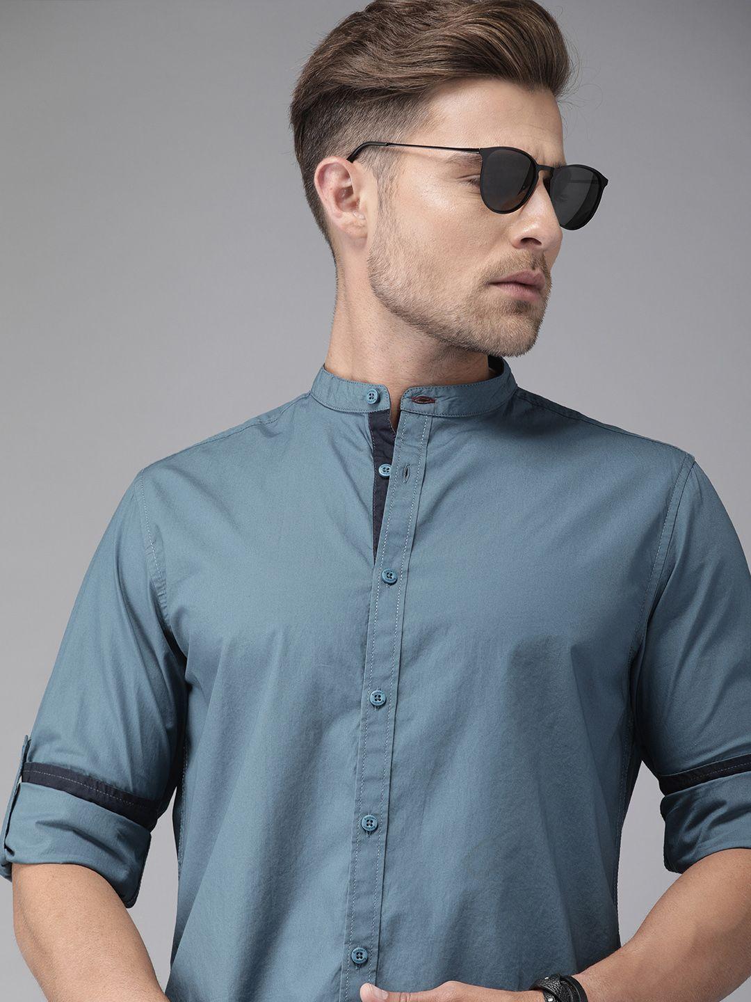 roadster men teal blue regular fit solid sustainable casual shirt