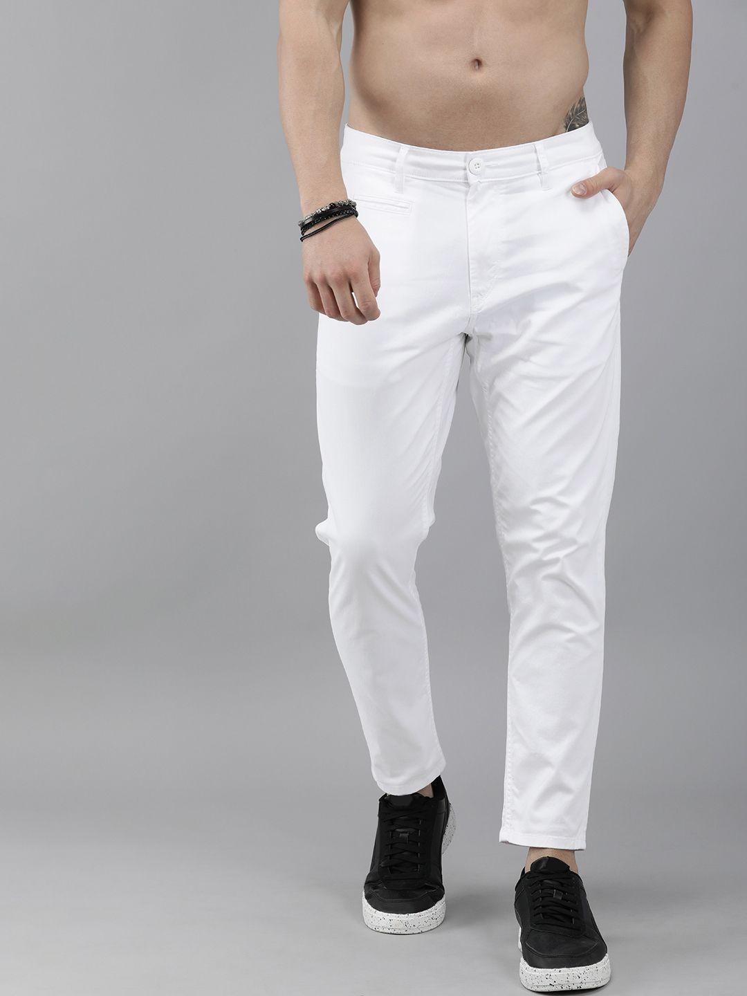 roadster men white solid tapered fit lycra fiber chinos trousers