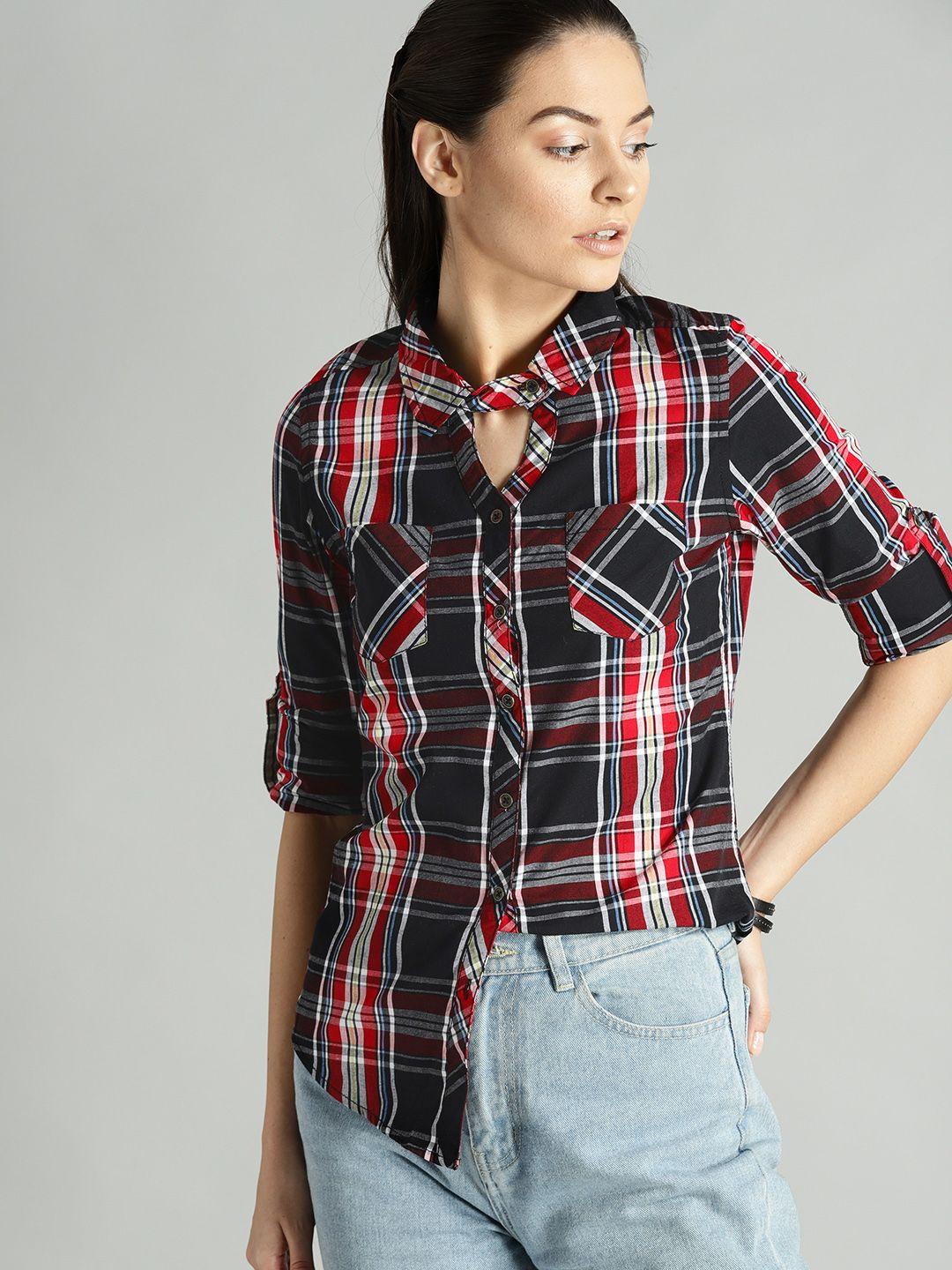 roadster women black & red regular fit checked casual shirt