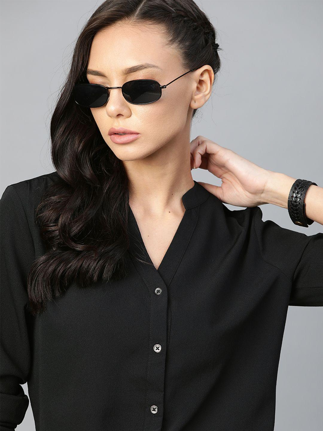 roadster women black solid casual shirt