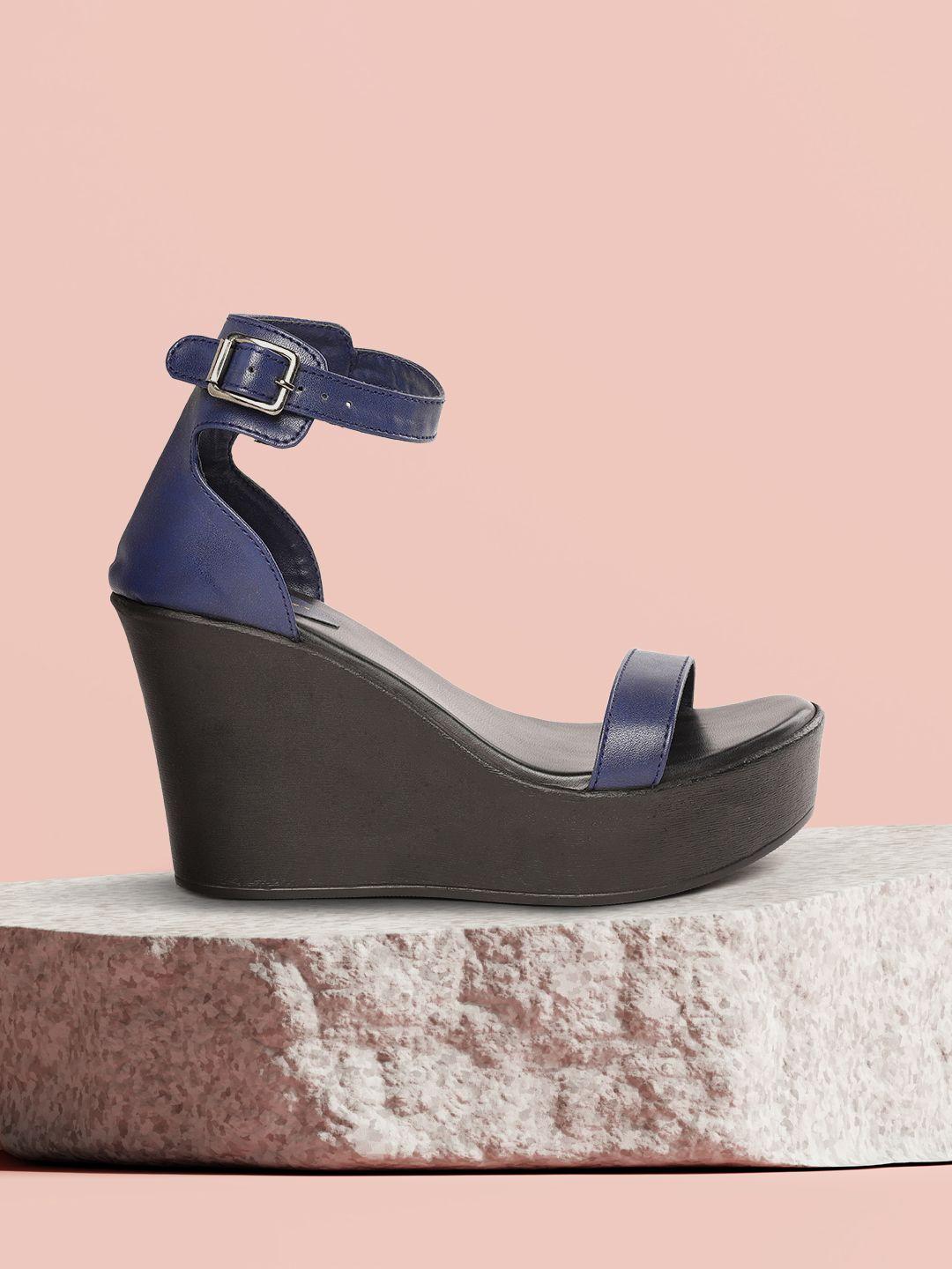 roadster women blue solid wedges