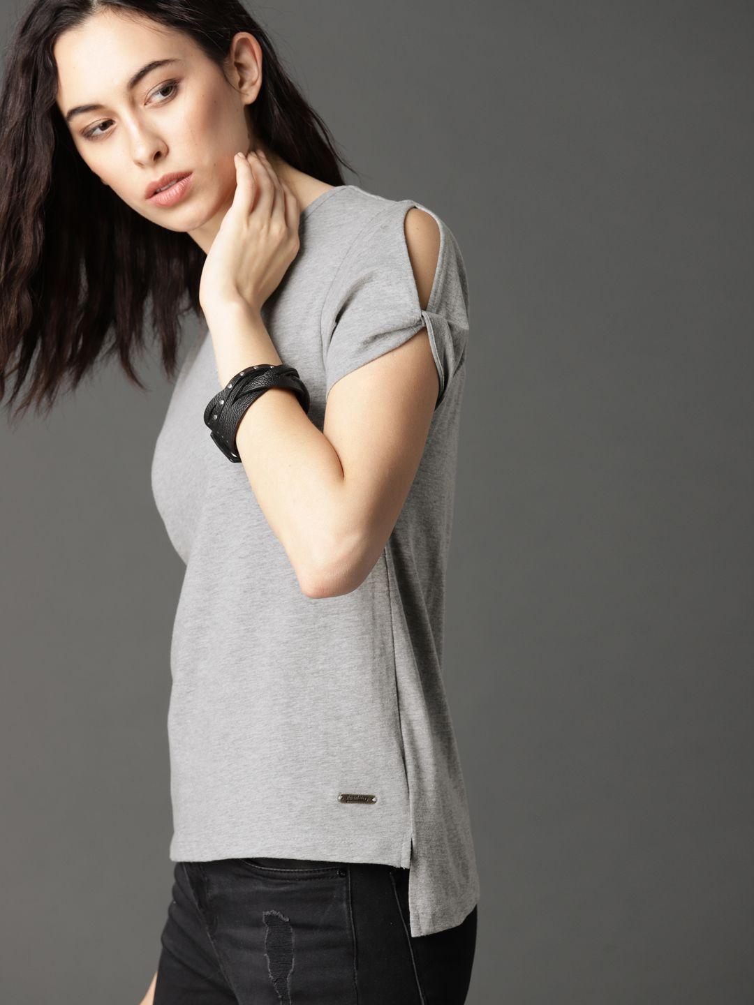 roadster women grey melange solid pure cotton top with sleeve twist