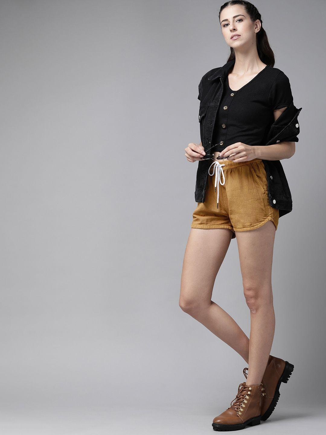 roadster women khaki solid pure cotton regular shorts