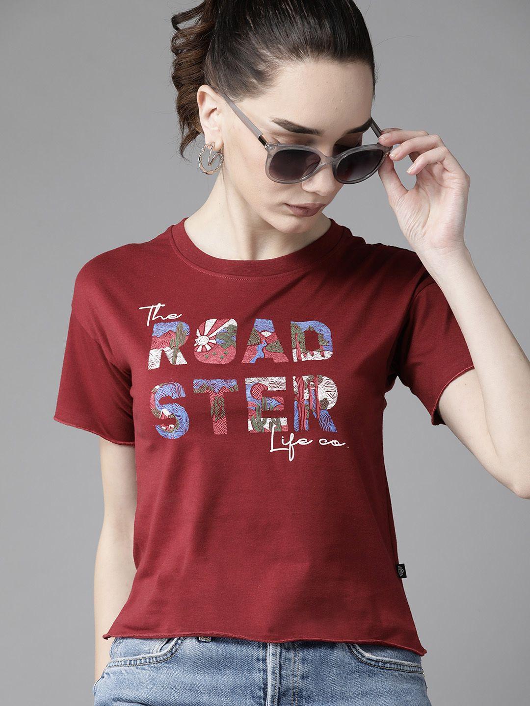 roadster women maroon & white typography printed t-shirt