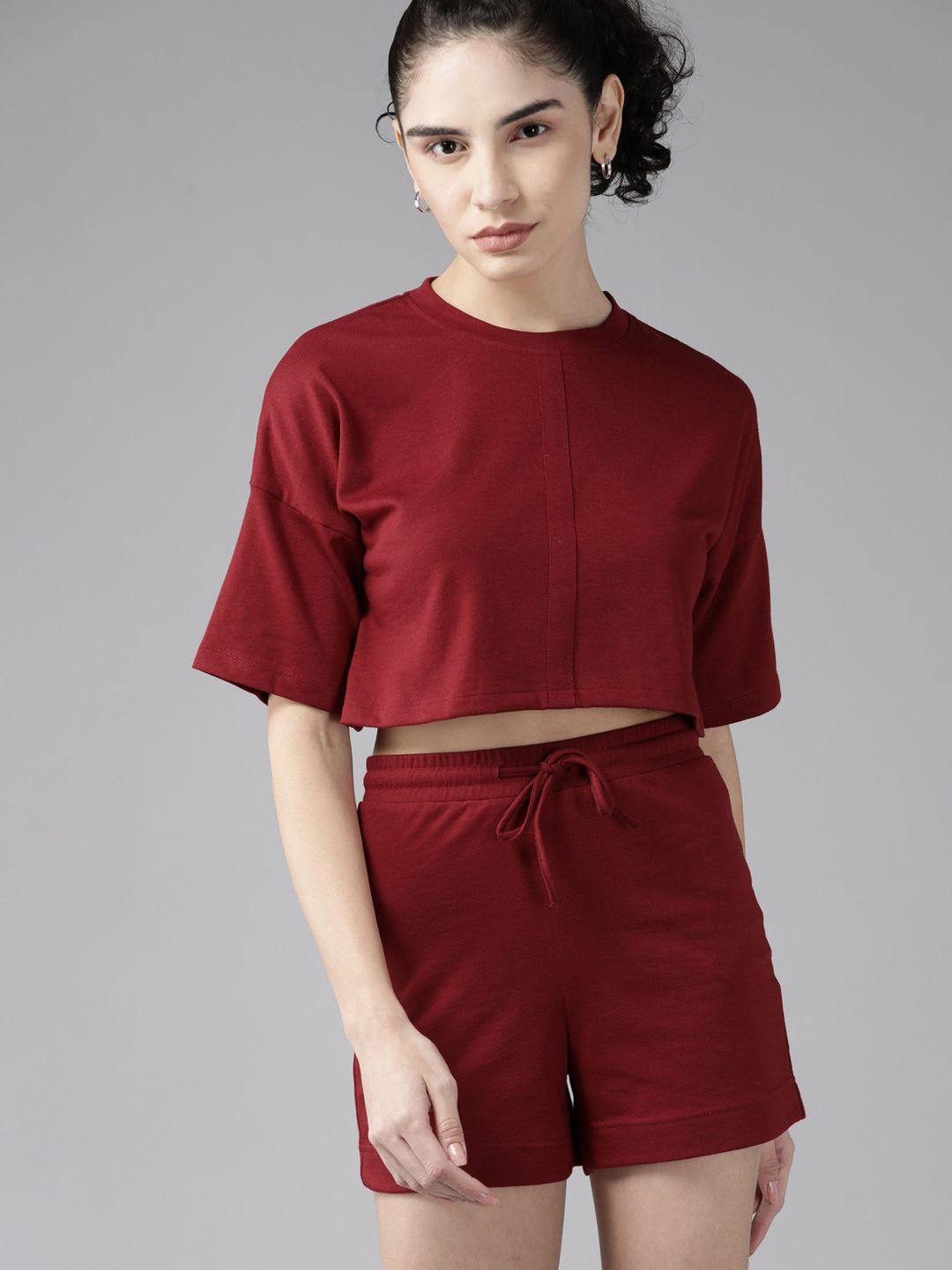 roadster women maroon solid top with shorts