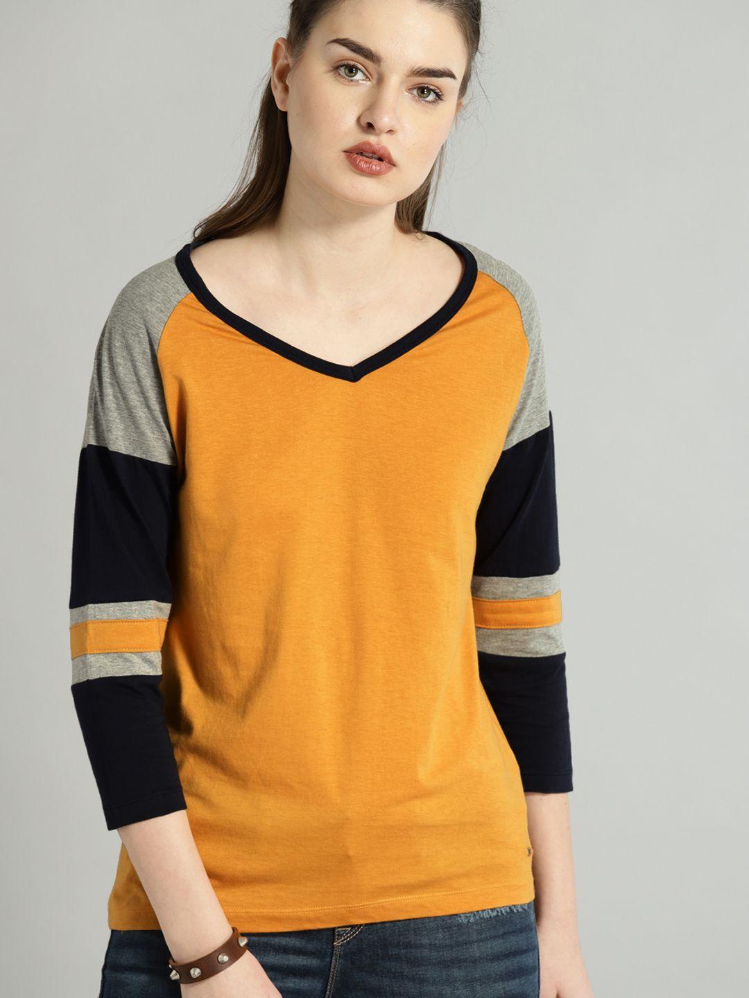 roadster women orange solid round neck t-shirt