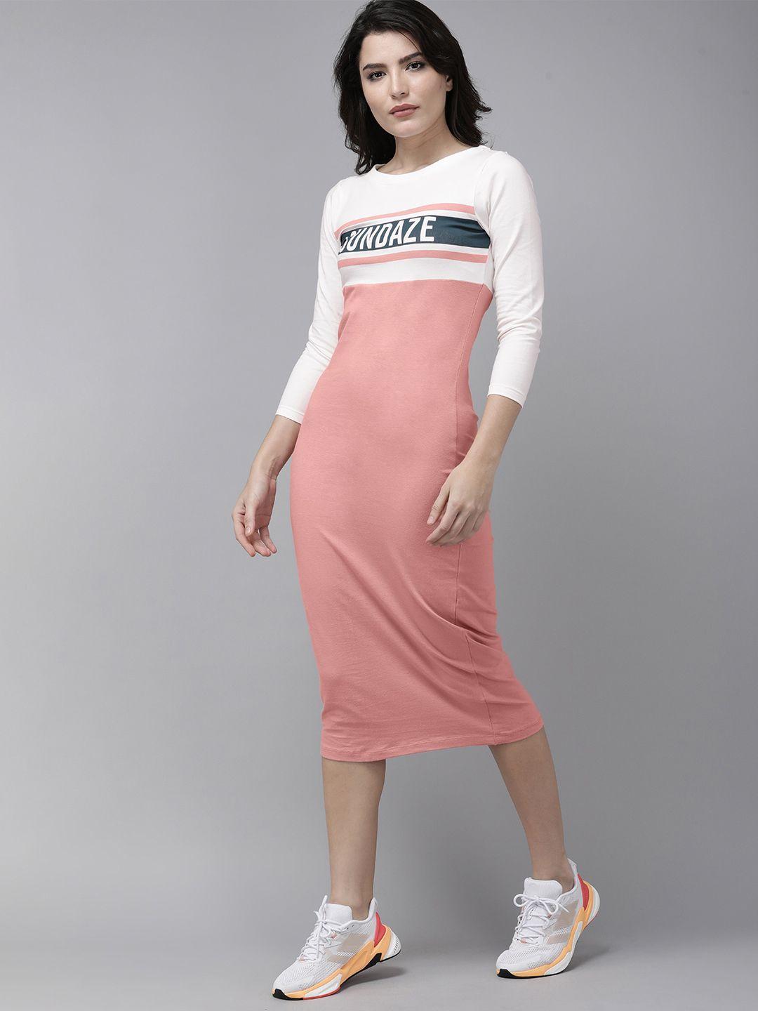 roadster women pink & white typography printed round neck sheath midi dress