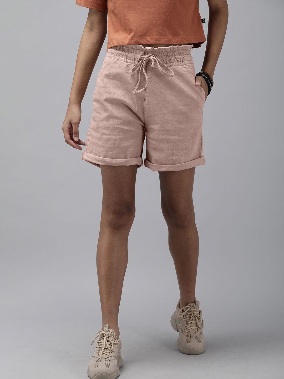 roadster women rose solid elasticated chino shorts