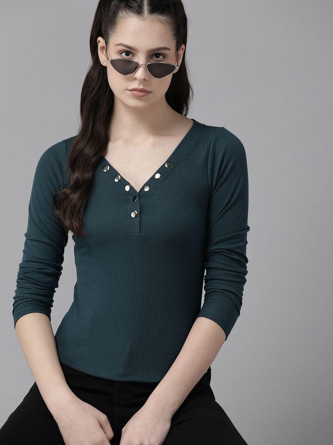 roadster women solid v-neck top