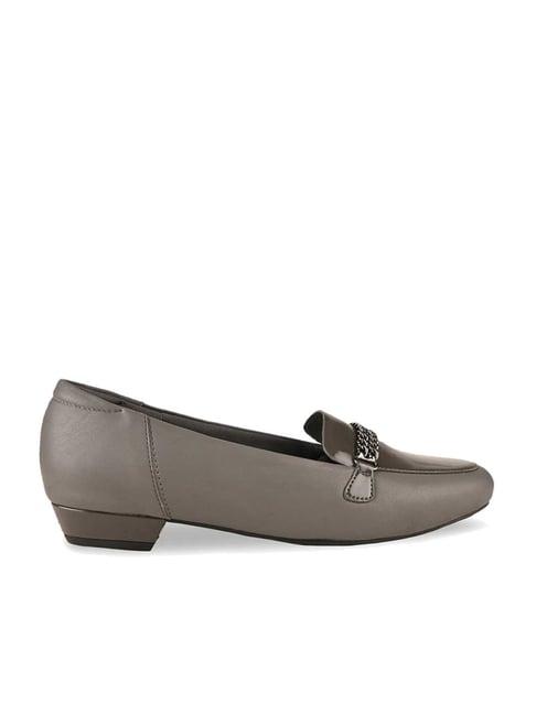 rocia by regal women's grey casual loafers